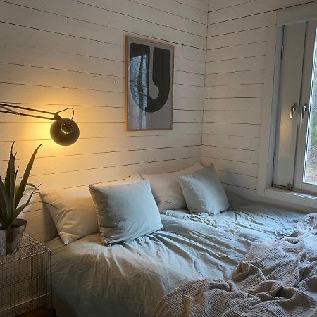 Peaceful And Scandinavian-Style Guesthouse With Scenic Nature And Seaview In High Coast Domsjo Esterno foto